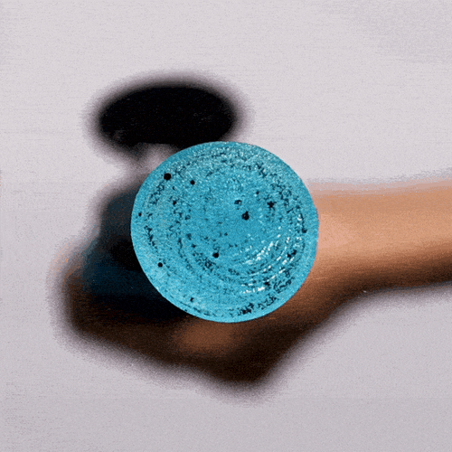 Deep cleanses and purifies skin
