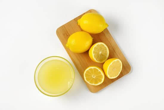 Lemon Juice and Curd Remedies for Dandruff | Man Matters